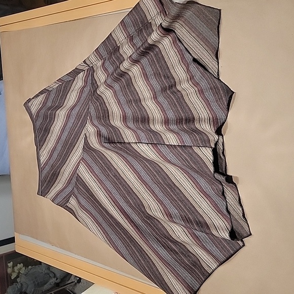 Zara Basic Size 4 Tan, Black, Gray, Burgundy Wool Blend Skirt, Exc. Used Cond. - Picture 8 of 10